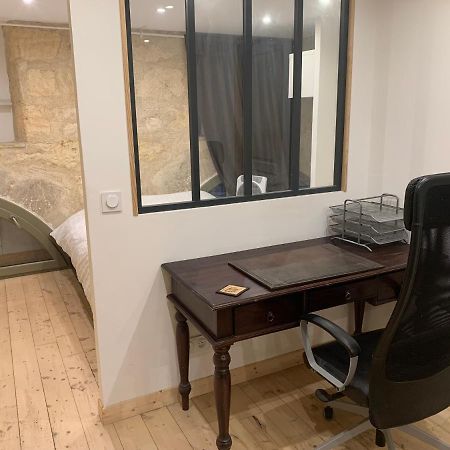 Chambre Avec Salle De Bain Et Cuisine Privee Centre Ville Historique Avec Climatisation Et Patio Bordeaux Exteriér fotografie